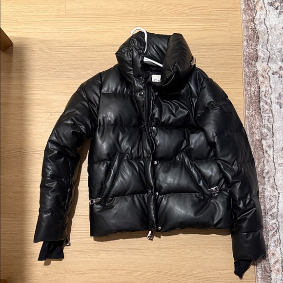 SAM. Women's Black Puffer Jacket - Picture 2 of 2